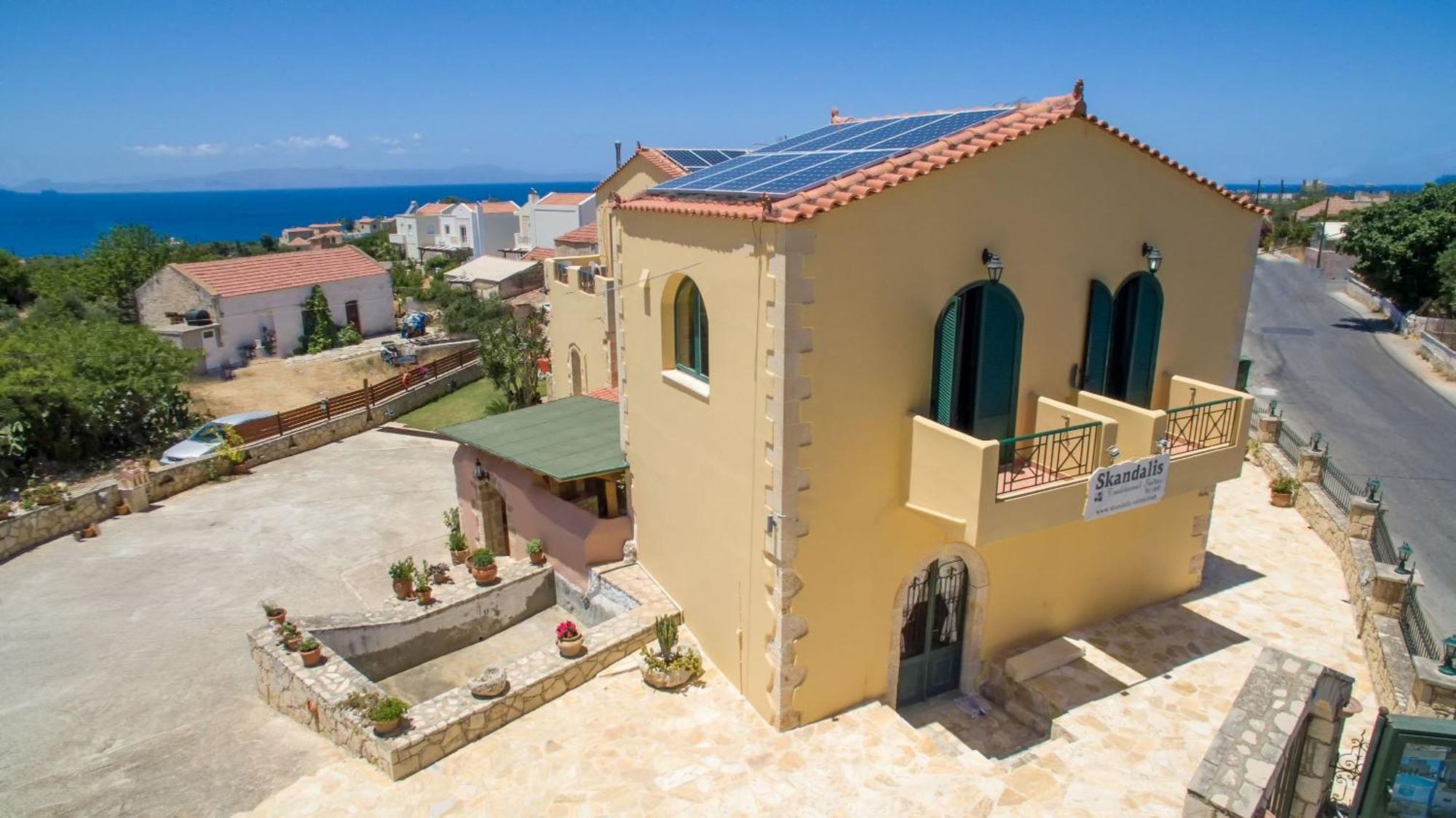 Skandalis Apartments With Pool Chorafakia Exterior photo